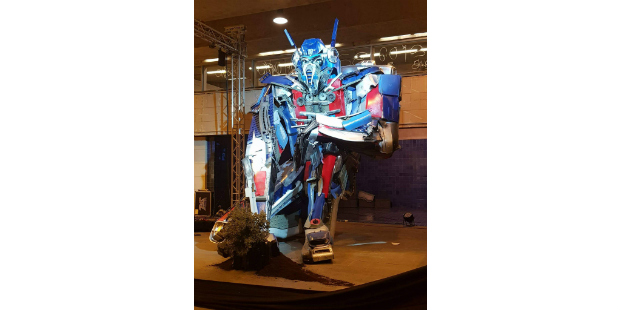 Transformers: Optimus Prime chegou ao Cais do Sodré - Atualidade