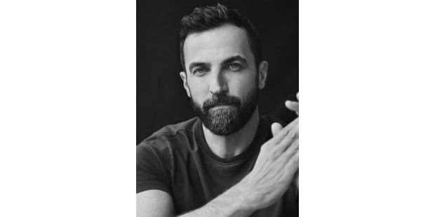 ©Annie Powers Nicolas Ghesquière
