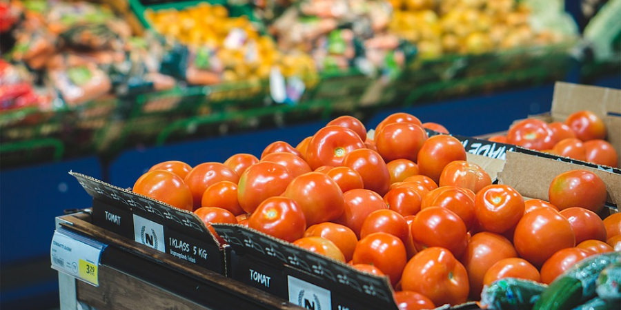 legumes tomates frescos supermercado