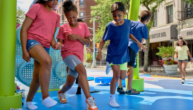 Hebru Brantley and children from BroSis in the new play space they designed with the LEGO Group for the community of West Harlem (12)