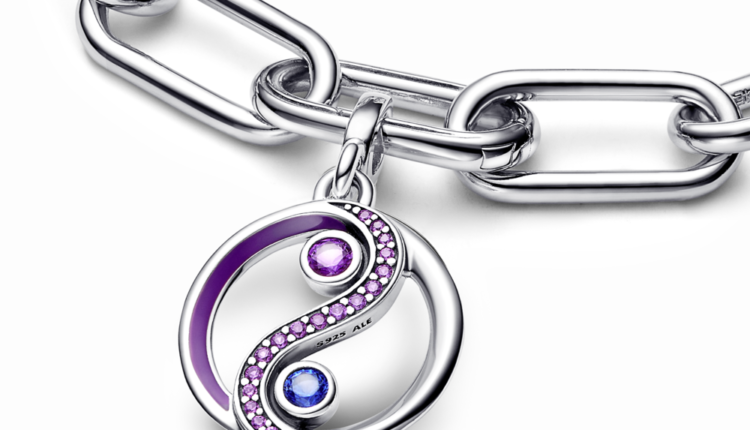 Medalhão Pandora ME Balance Yin & Yang em prata 925, esmalte e cristais man-made_35 euros_792307C01_V5_RGB