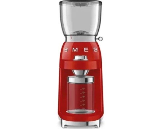 Smeg – 223,99 euros (na Worten)