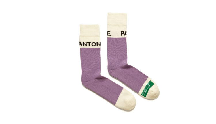 BENETTON X PANTONE 6AO32700U_903 – 9,95 EUROS