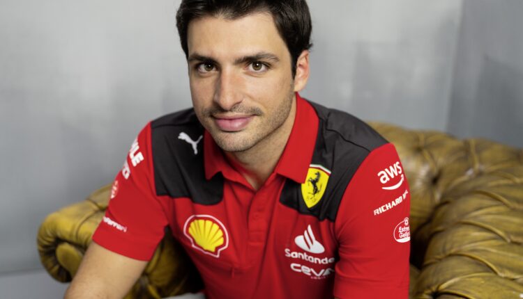 23SS_MS_FERRARI_Replica_Carlos-Sainz_2976_RGB