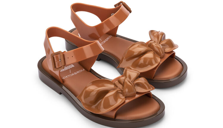 MELISSA_VIKTOR&ROLF_MAR SANDAL TIE_PVP 95 EUR_33600.AK432UN