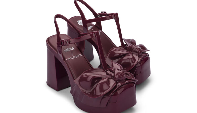 MELISSA_VIKTOR&ROLF_PARTY HEEL TIE_PVP 160 EUR_33599.AK438UN