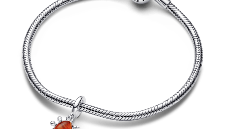 Conta pendente Pandora Disney The Little Mermaid Sebastian Crab Dangle Charm em prata 925 e vidro murano, 59euros_792694C01_V3