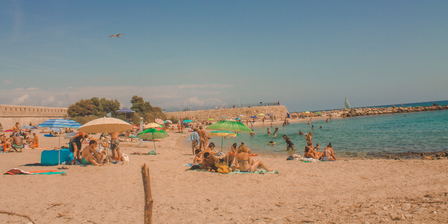 Praia, família ou cultura: do que mais gostam os portugueses nas férias?