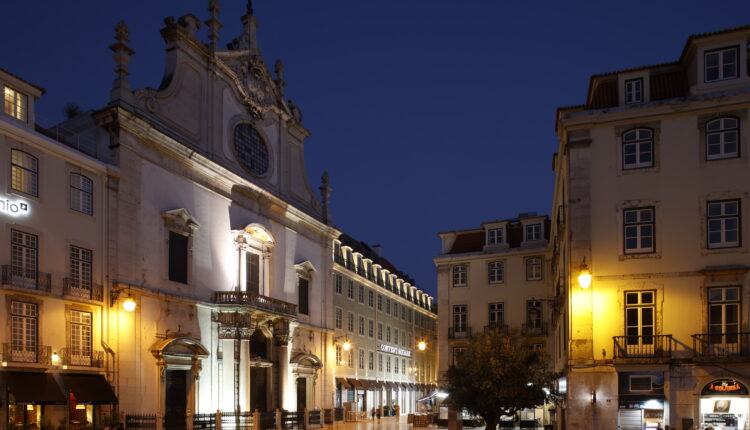 Convent Square Lisbon Hotel, Vignette Collection_Hotel Entrance_Square