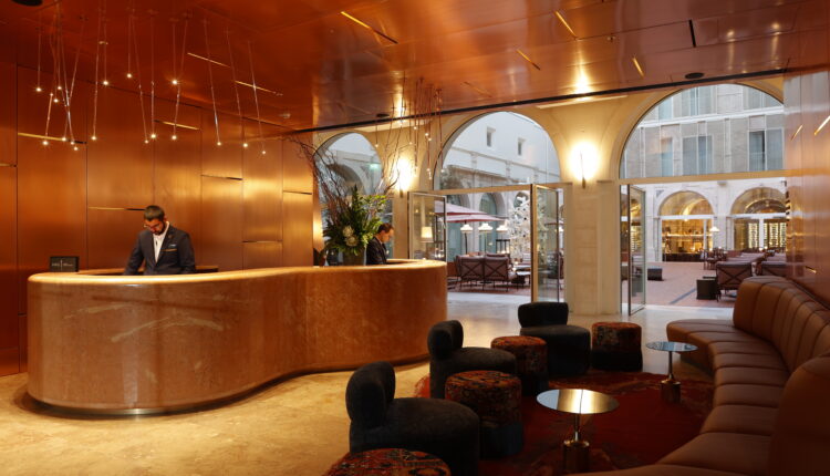 Convent Square Lisbon Hotel, Vignette Collection_Reception