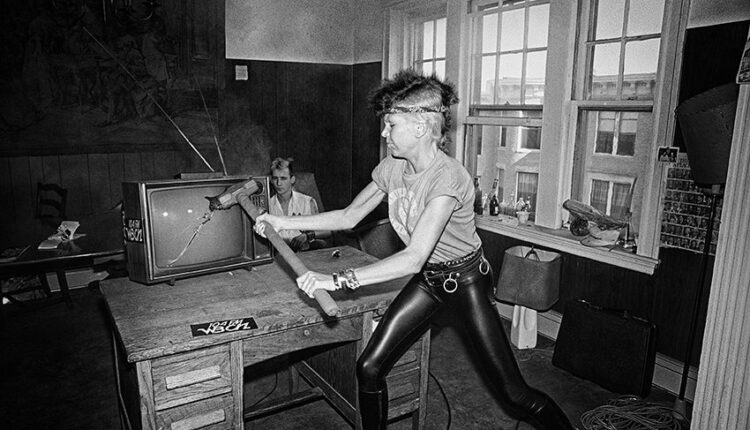 02_Wendy O. Williams, Plasmatics, Boston, Massachusetts, 1980 © Michael Grecco_LRes