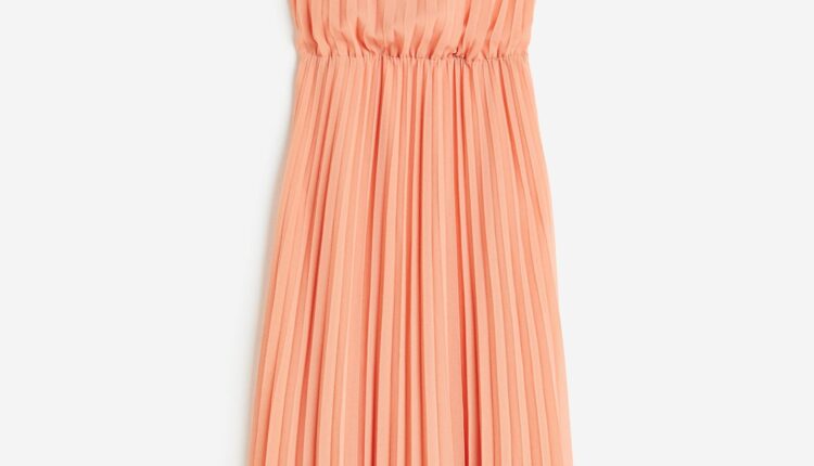 Vestido H&M – 49,95 euros