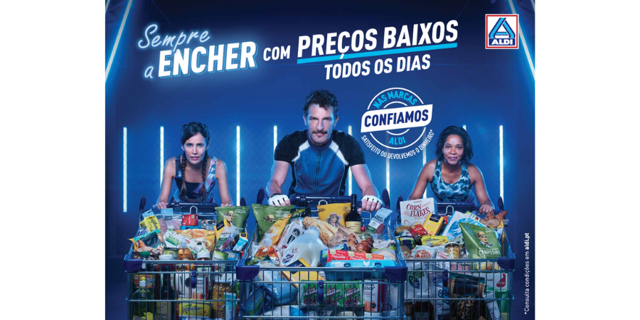 Na nova campanha do Aldi é “sempre a encher” o carrinho