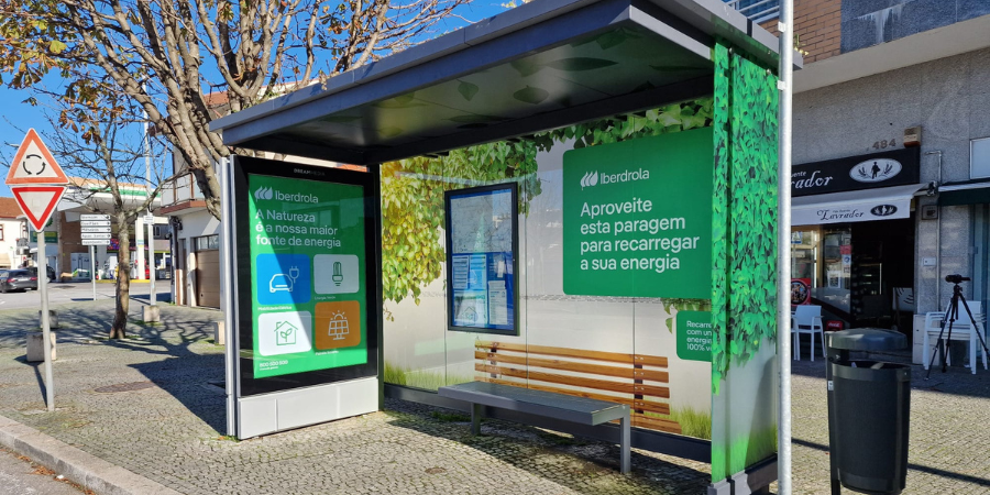 Nova activação da Iberdrola é um abrigo de autocarro com plantas