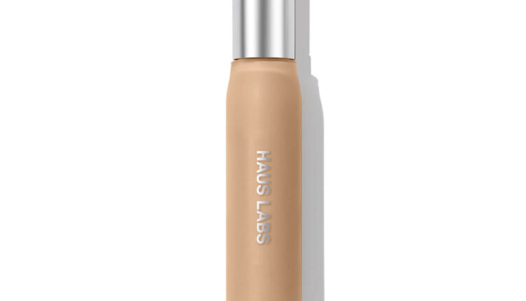 _04_0014_HL_CONCEALER SILO CLOSED_21 LIGHT MEDIUM NEUTRAL