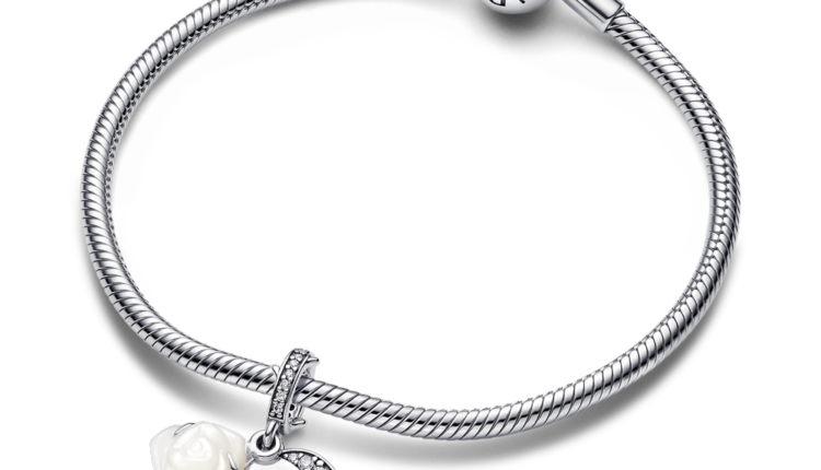 Conta Pendente Pandora White Rose in Bloom Double Dangle Charm em Prata 925 , zirconias e madreperola man-made em bioresina_69euros_793200C01_V4