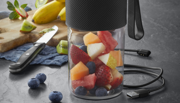 Mix on the go Smoothie Kitchenminis WMF – 83 euros