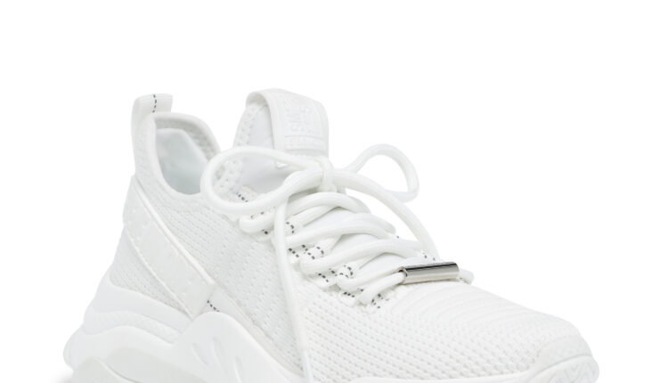 STEVE MADDEN_Mac-E White – 99,99€