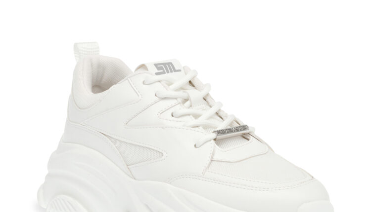 STEVE MADDEN_Progressive White – 119,99€