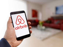 Vai alugar um ‘Airbnb’ nas férias? Estes são os conselhos da PSP para evitar burlas