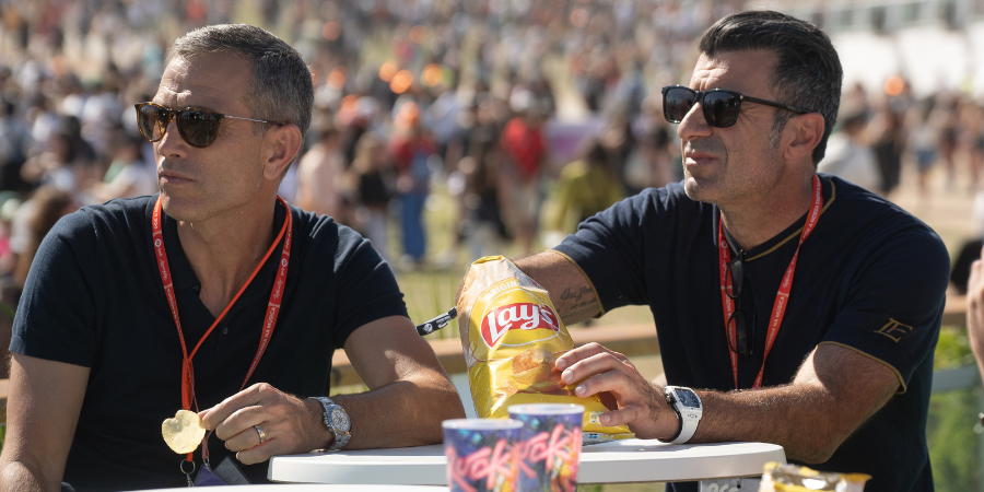 Luís Figo e Pauleta convocados pela Lay’s para encontrar o snack perfeito