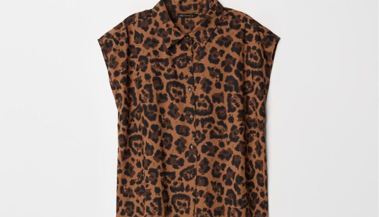 000041140860021 Blusa estampado leopardo Mulher Bege escuro 12,99