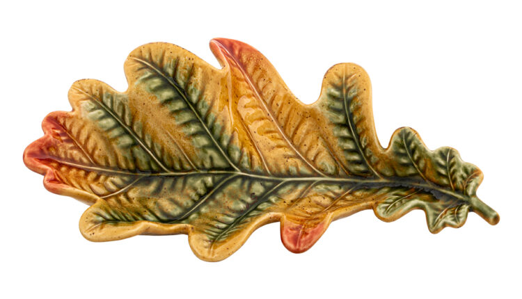 25 cm oak leaf wall piece b