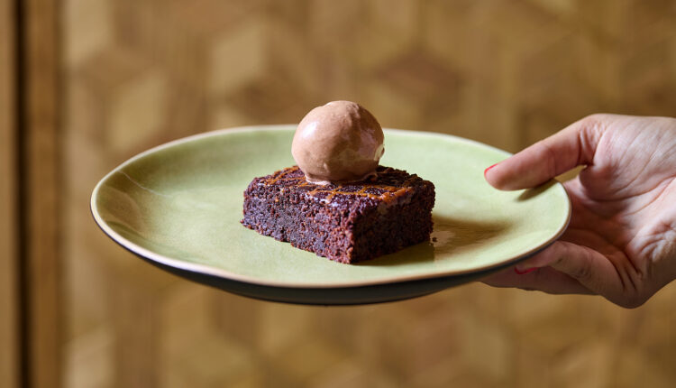 Healthy Brownie de chocolate e amendoim