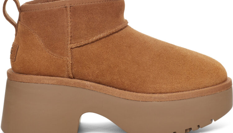 UGG W CLASSIC ULTRA MINI NEW HEIGHTS LARGE-AW24-W-1158311-CHE_1 PVP 189,95€