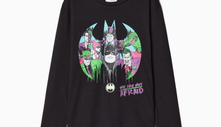 000041137755002 Aplat T-shirt de manga comprida batman brilho no escuro Menino Preto 12,99