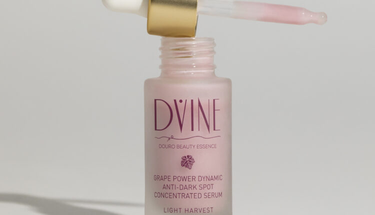 Serum antimanchas poder dinâmico de uva Dvine – 34,99 euros