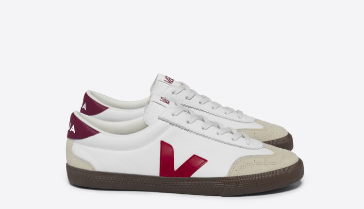 VEJA Volley_WHITE PEKIN BARK_PVP 135,00 euros