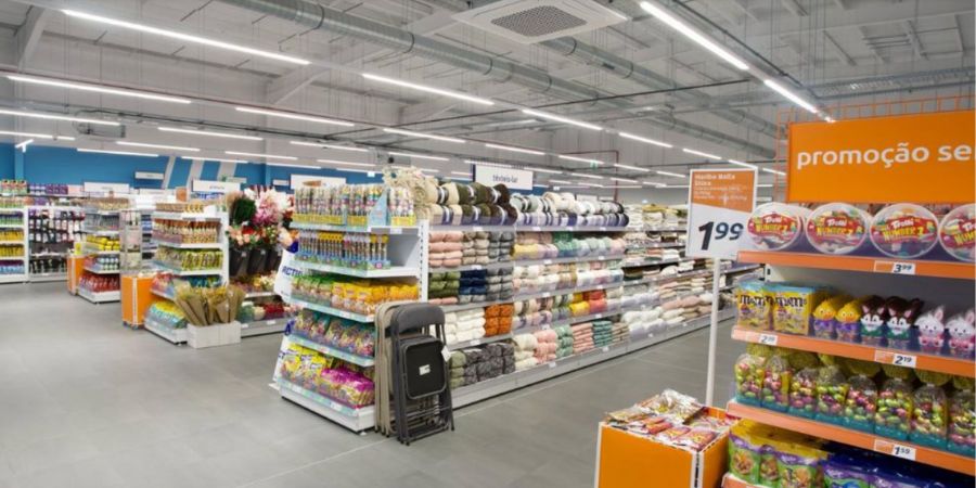 Já abriu a maior das novas lojas da Action. Saiba onde vai poder comprar produtos a menos de 2 euros